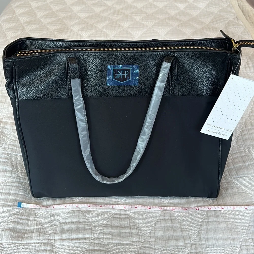 Freshly Picked Everyday Tote